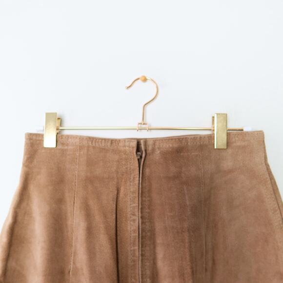 Vintage Tan Suede Pencil Skirt Copper Key 5 - Picture 10 of 15